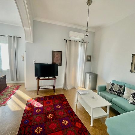 A Litte Taste Of Home Guest House Атина Екстериор снимка