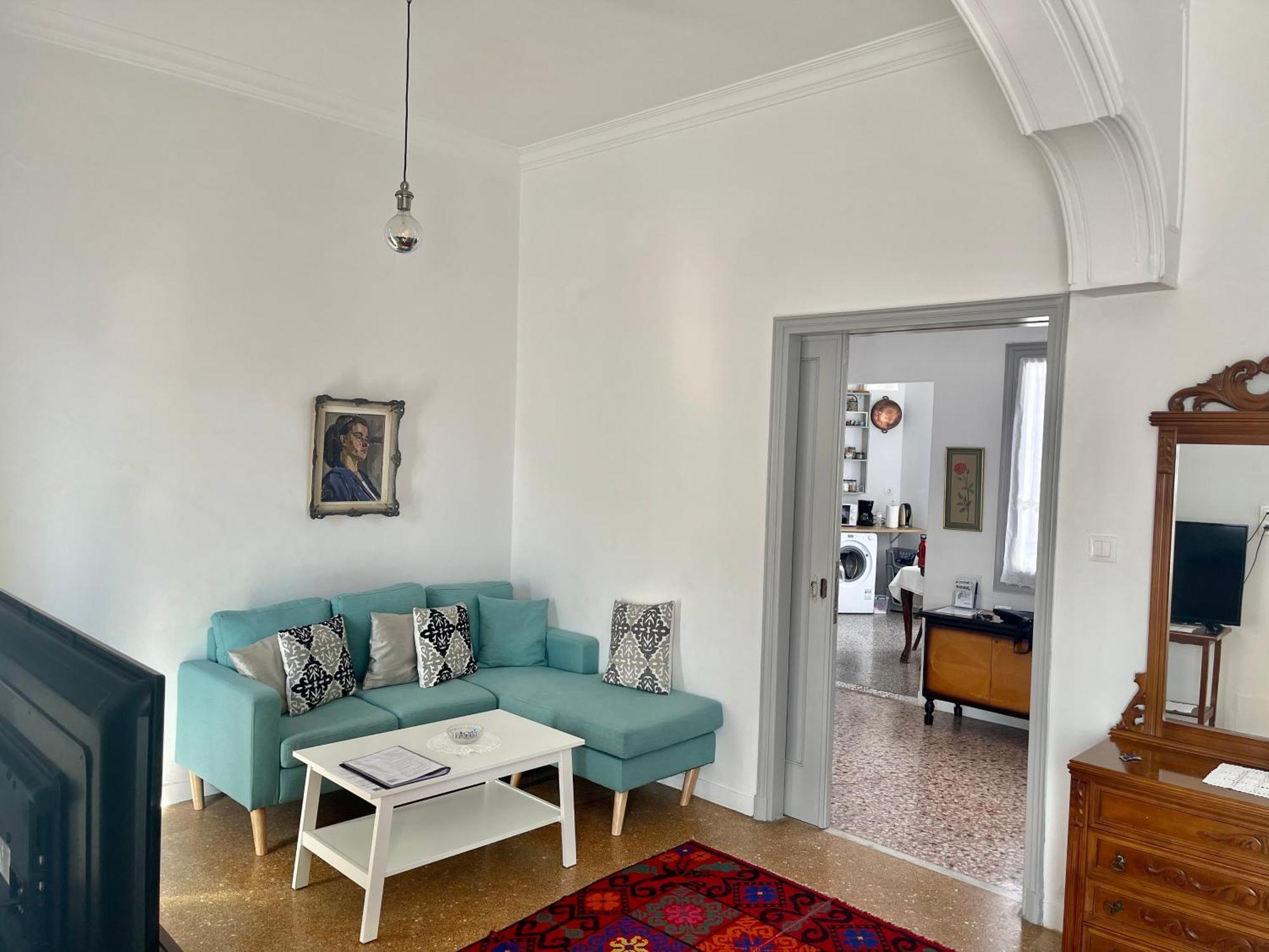 A Litte Taste Of Home Guest House Атина Екстериор снимка